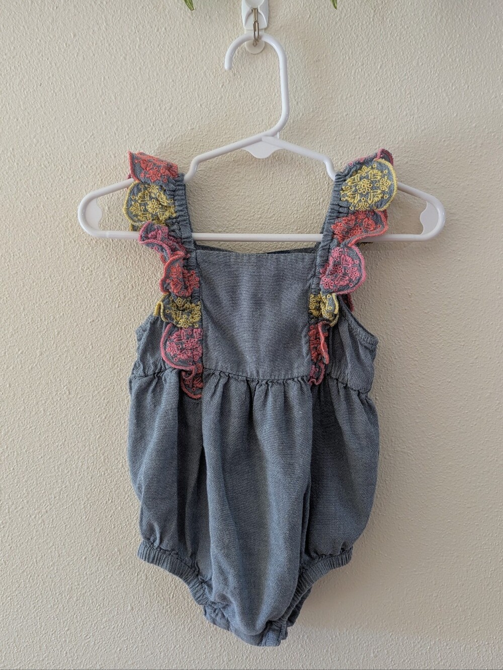 Bubble Romper w/ Embroidered Scallops
